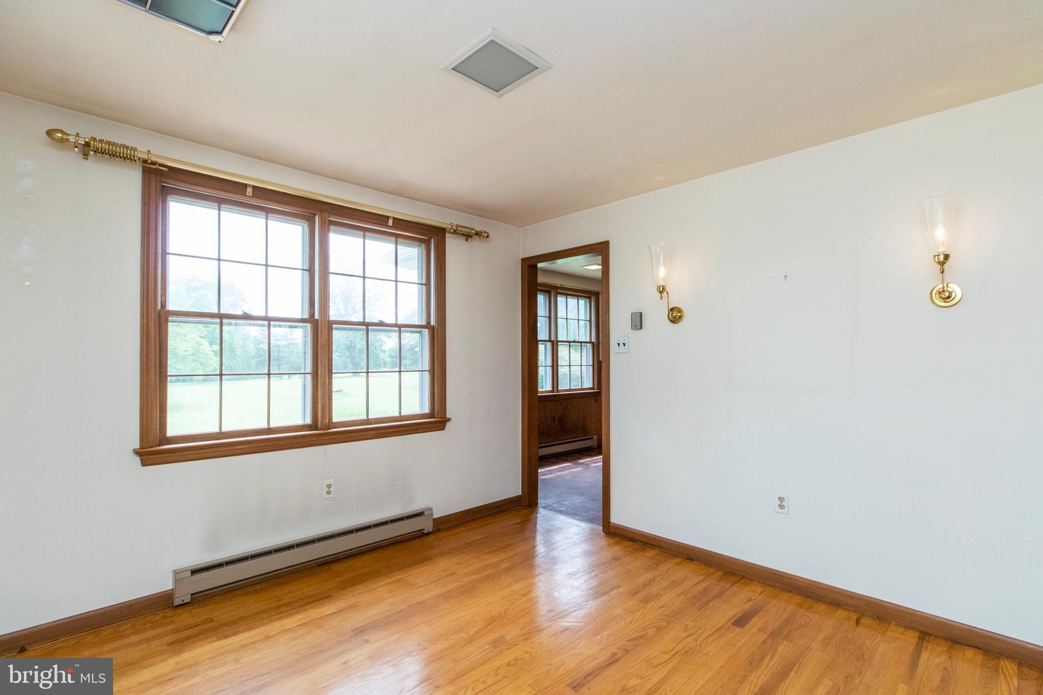 1922 Brandon Road Norristown, PA 19403 - Photo 13 of 59 Gallery Image 13