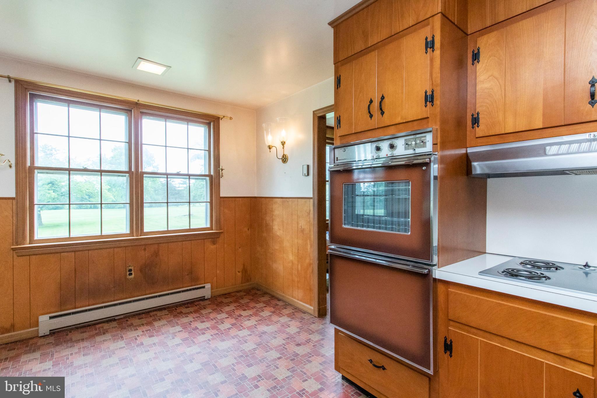 1922 Brandon Road Norristown, PA 19403 - Photo 21 of 59 Gallery Image 21