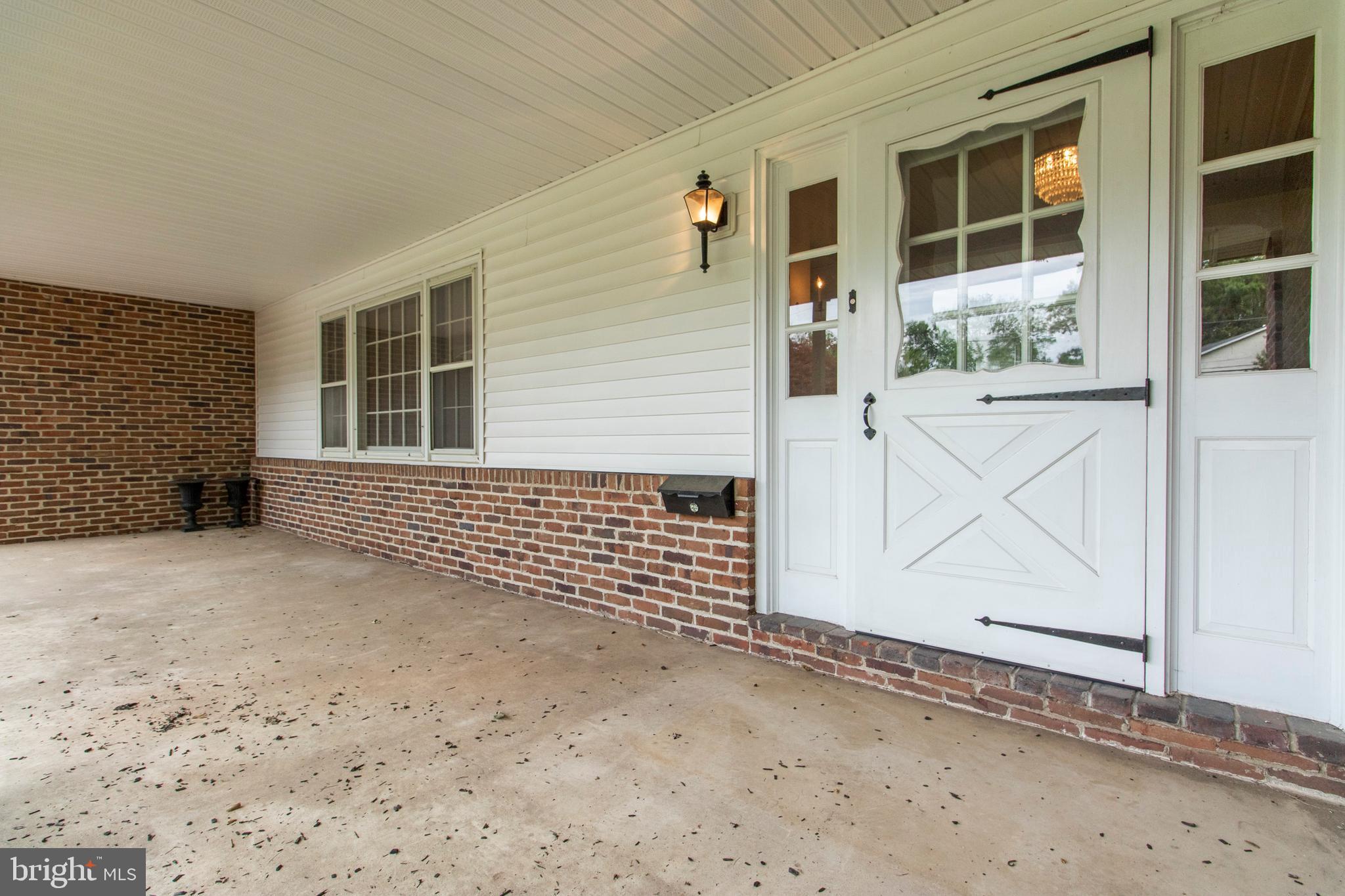 1922 Brandon Road Norristown, PA 19403 - Photo 6 of 59 Gallery Image 6