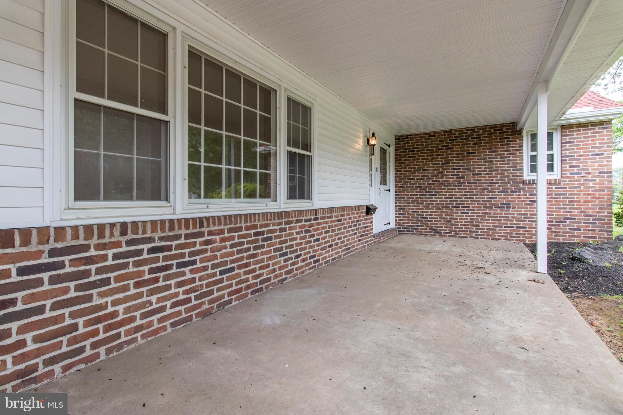 1922 Brandon Road Norristown, PA 19403 - Photo 7 of 59 Gallery Image 7