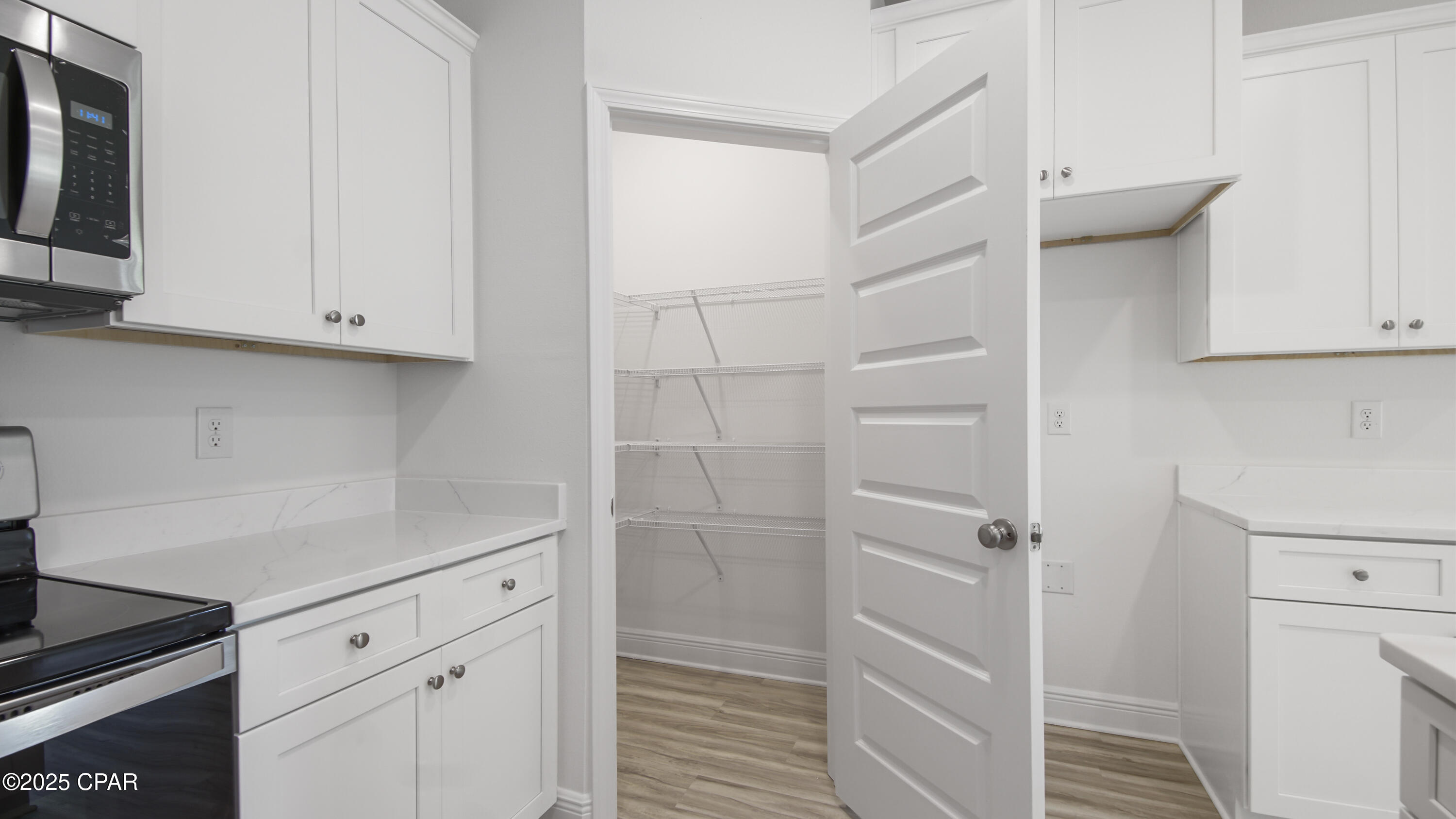 601 Hancock Way Panama City Beach, FL 32413 - Photo 8 of 40