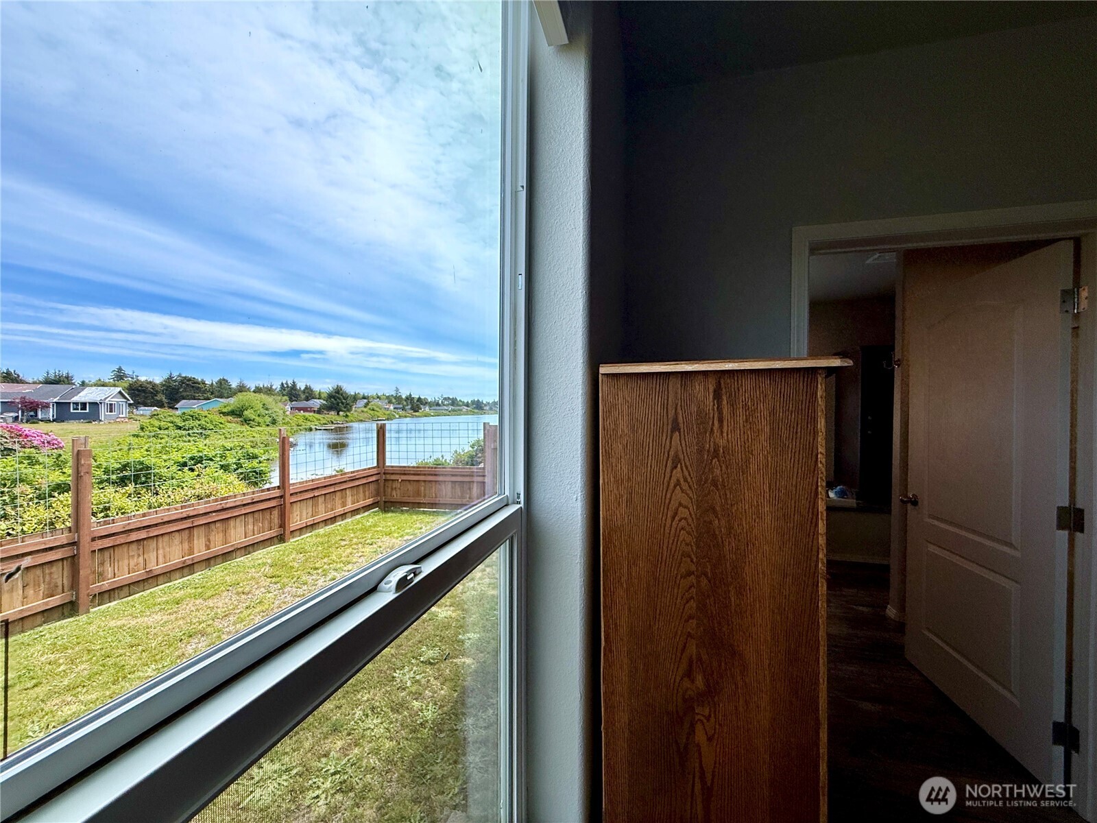 642 Weatherwax Loop Northeast Ocean Shores, WA 98569 - Photo 12 of 40