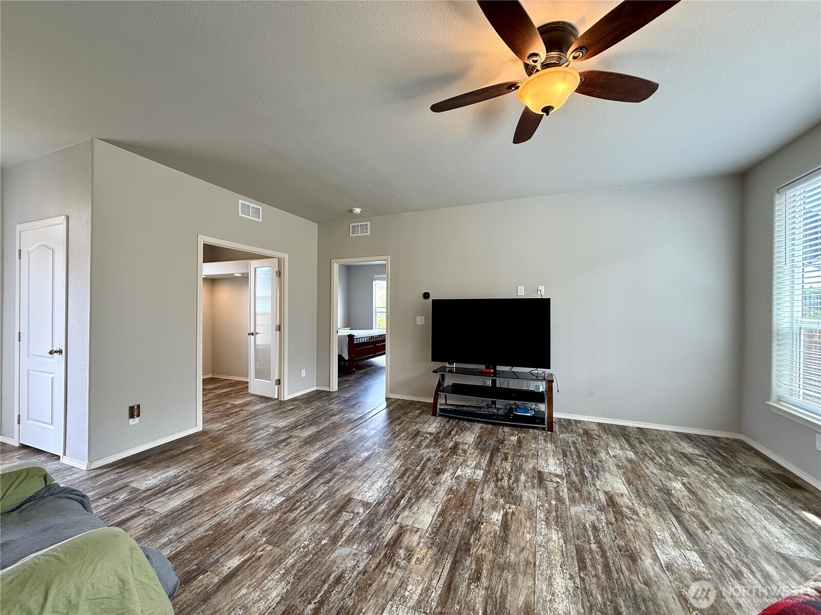 642 Weatherwax Loop Northeast Ocean Shores, WA 98569 - Photo 8 of 40