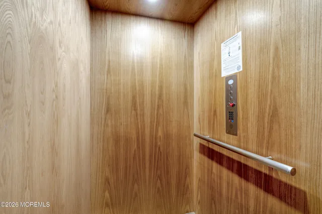 $1,495,000 | 102 Eagle Way, Eatontown, NJ 07724