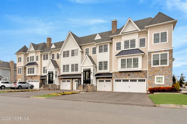 $1,495,000 | 102 Eagle Way, Eatontown, NJ 07724