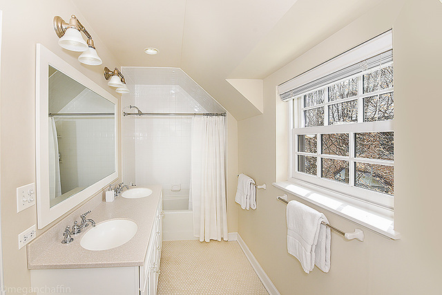 1004 Pontiac Road Wilmette, IL 60091 - Photo 17 of 28