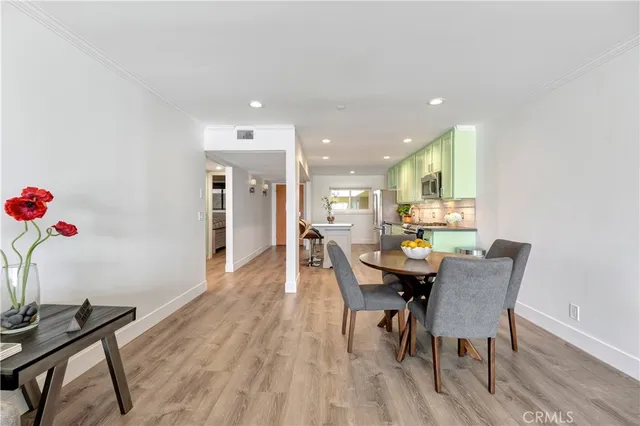 $1,275,000 | 1 3rd Place, Unit 302, Long Beach, CA 90802