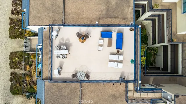 $1,275,000 | 1 3rd Place, Unit 302, Long Beach, CA 90802