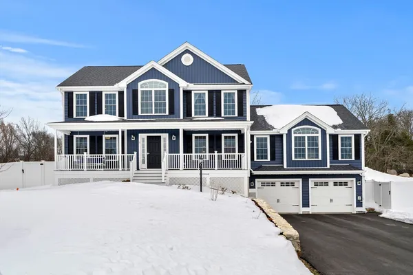 $949,000 | 5 Esther Way, Dracut, MA 01826