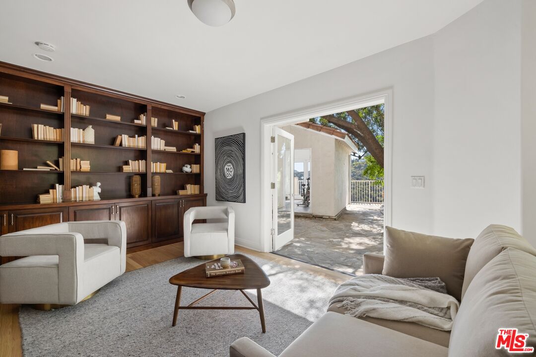 1939 Stradella Road Los Angeles, CA 90077 - Photo 28 of 36