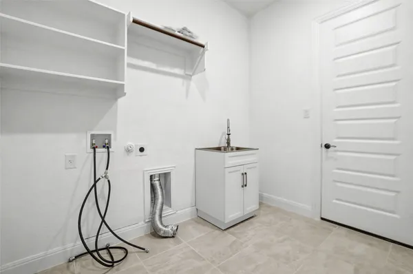 $825,000 | 104 Rocky River Road, Georgetown, TX 78628