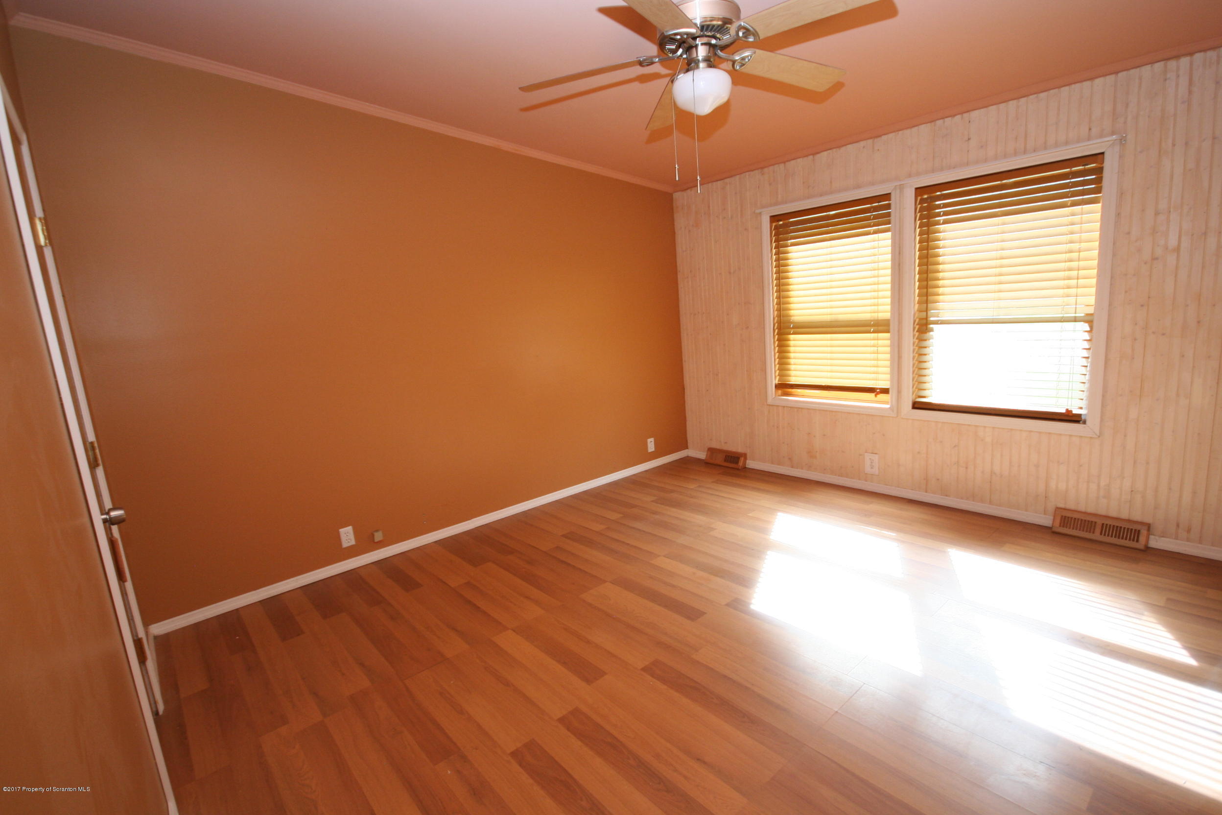 78 Bennett Road Union Dale, PA 18470 - Photo 13 of 24 Gallery Image 13