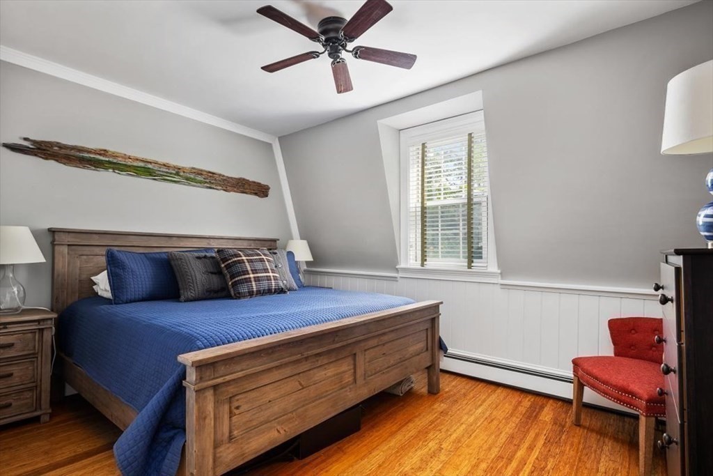 241 Jerusalem Road Cohasset, MA 02025 - Photo 29 of 42 a bed room with a bed and a window