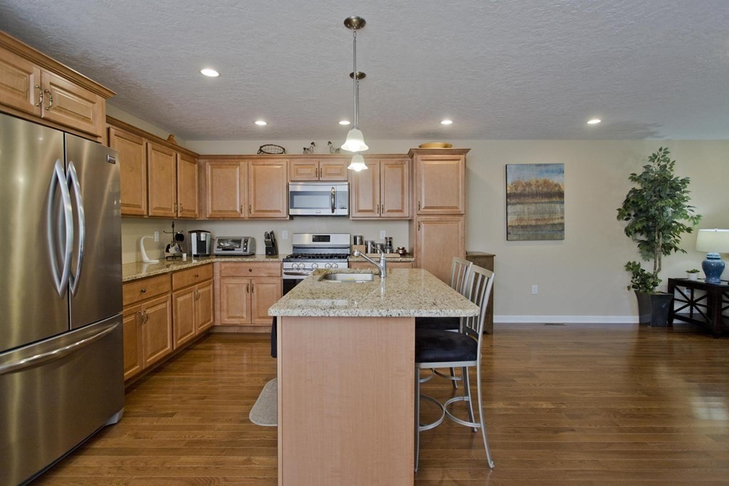 353 Fuller Street, Unit 34 Ludlow, MA 01056 - Photo 9 of 41