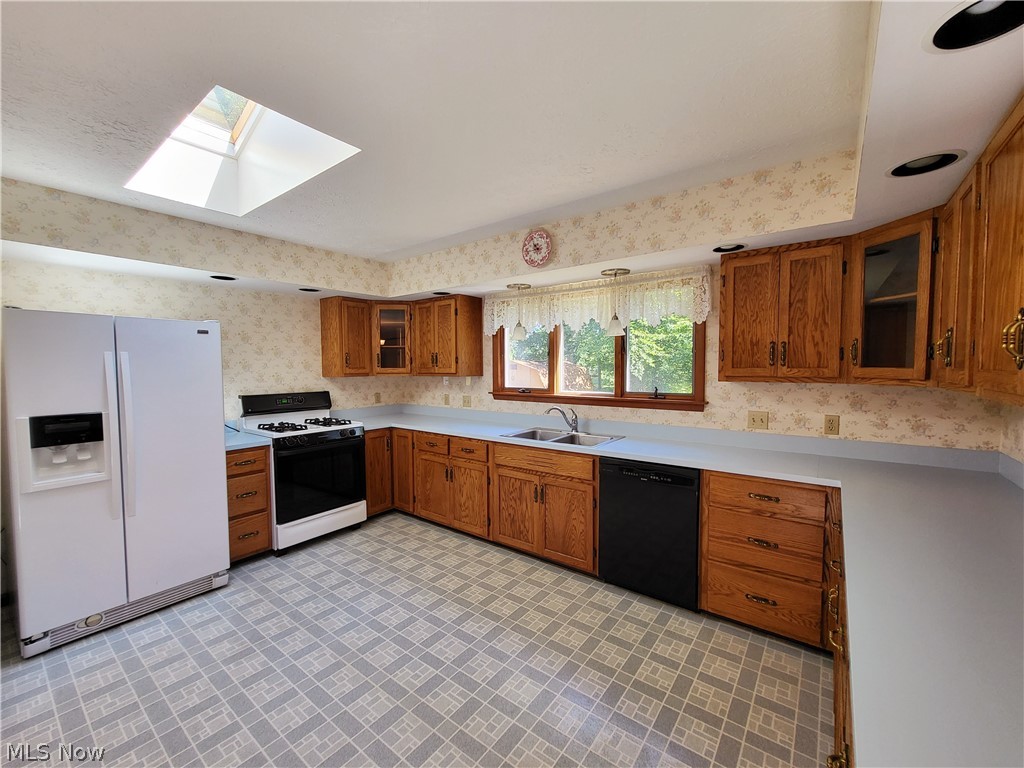 7709 Ragall Parkway Cleveland, OH 44130 - Photo 4 of 17 Gallery Image 4