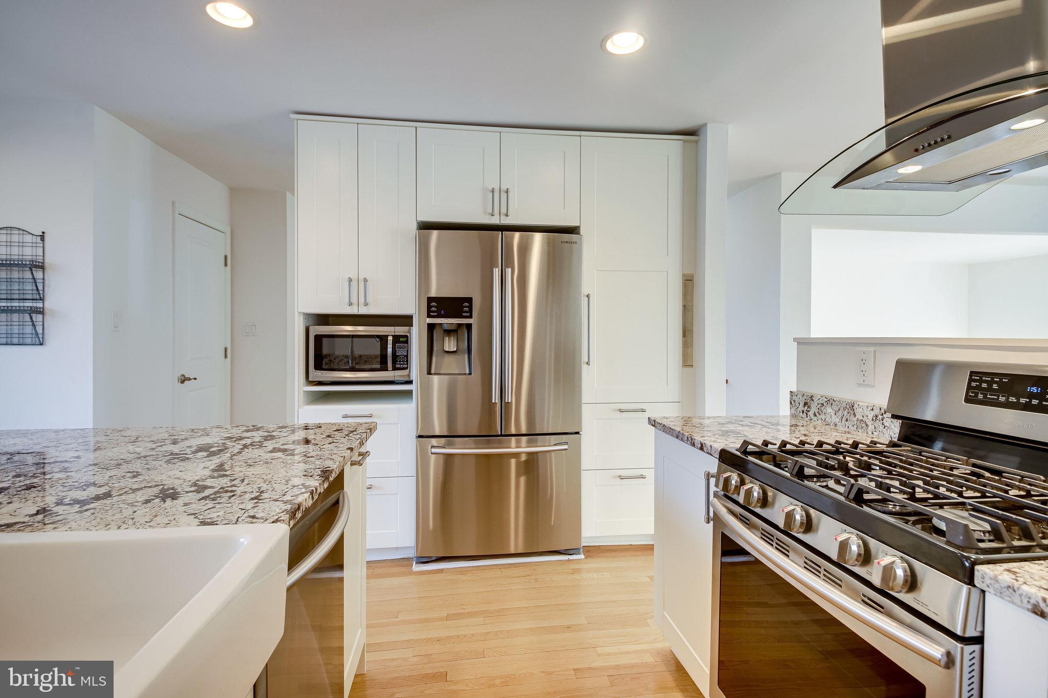 11562 Links Drive Reston, VA 20190 - Photo 4 of 40