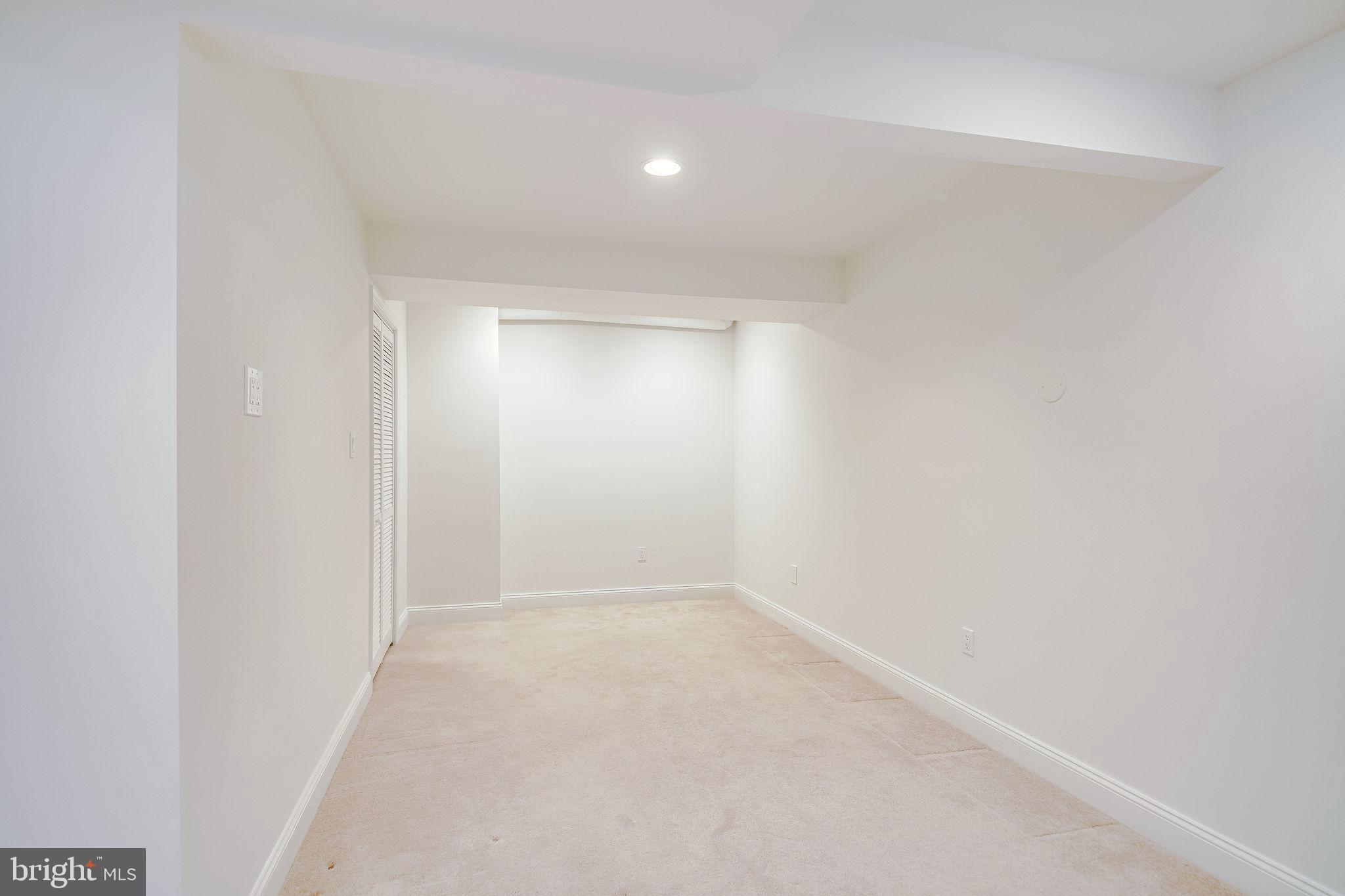 11562 Links Drive Reston, VA 20190 - Photo 33 of 40