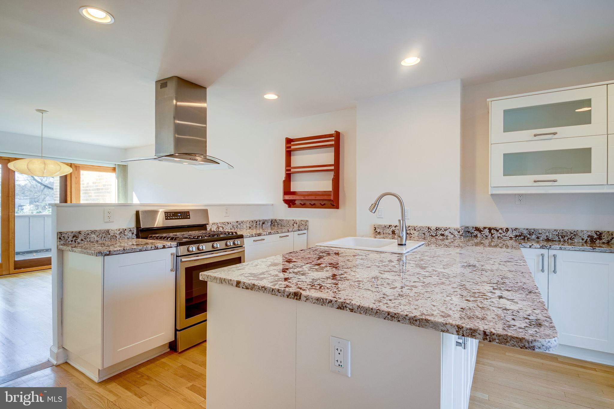 11562 Links Drive Reston, VA 20190 - Photo 7 of 40