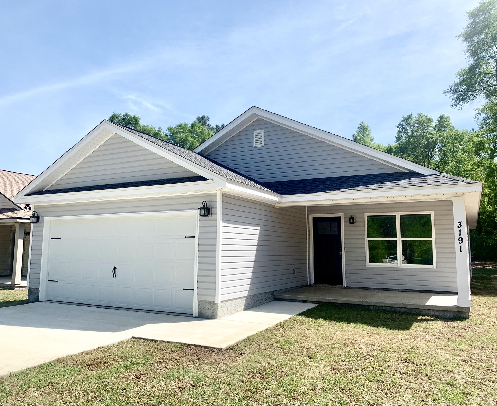 3190 Maple Street Crestview, FL 32539 - Photo 2 of 19 Gallery Image 2