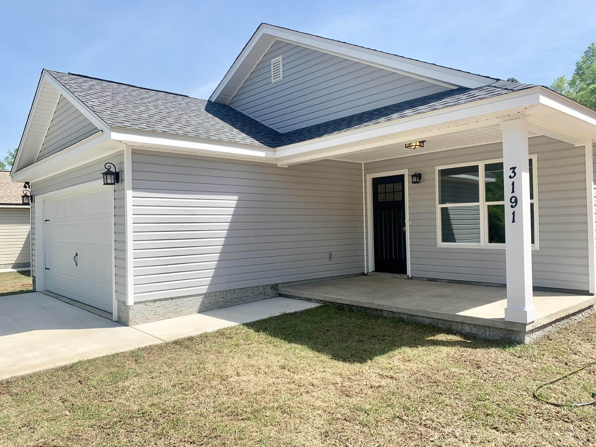 3190 Maple Street Crestview, FL 32539 - Photo 3 of 19 Gallery Image 3