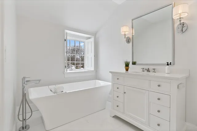 $3,450,000 | 740 Surrey Lane, Glenview, IL 60025