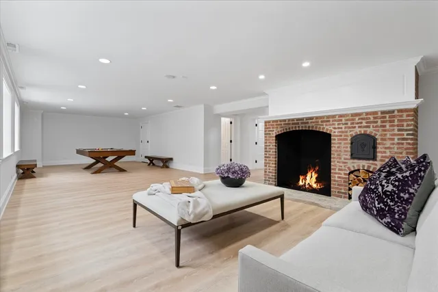 $3,450,000 | 740 Surrey Lane, Glenview, IL 60025