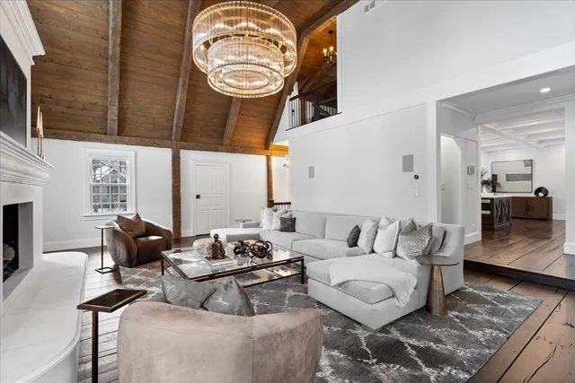 $3,450,000 | 740 Surrey Lane, Glenview, IL 60025