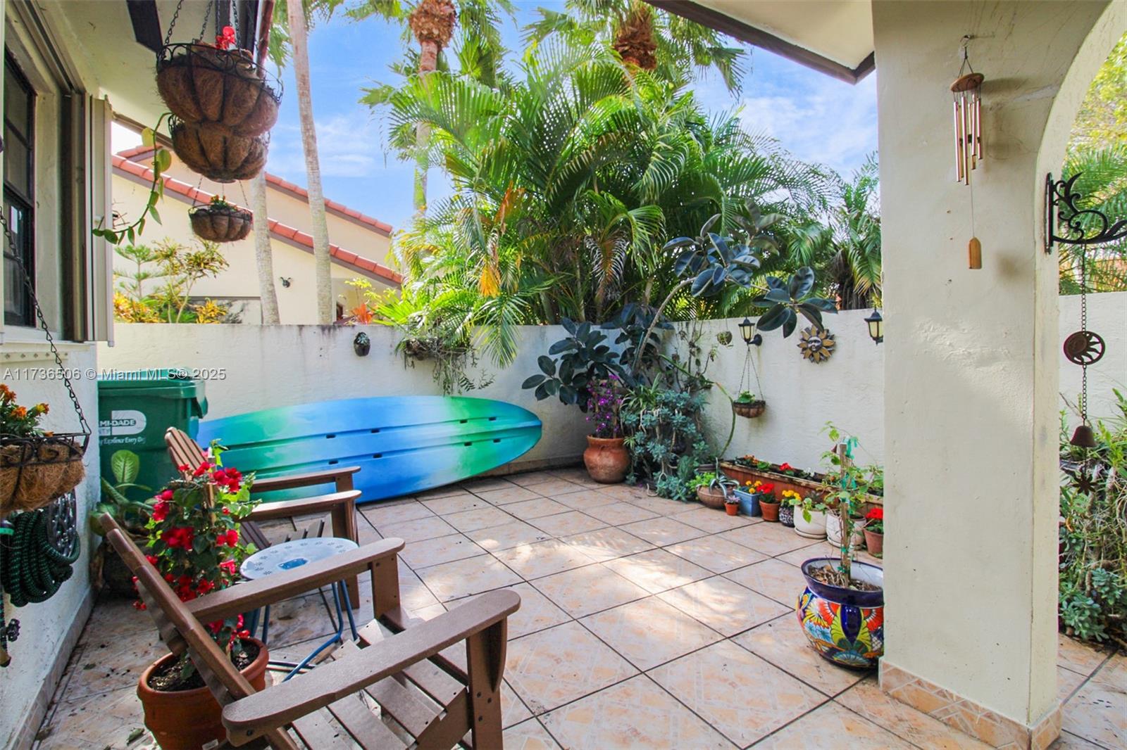 6425 Southwest 133rd Place Miami, FL 33183 - Photo 4 of 25