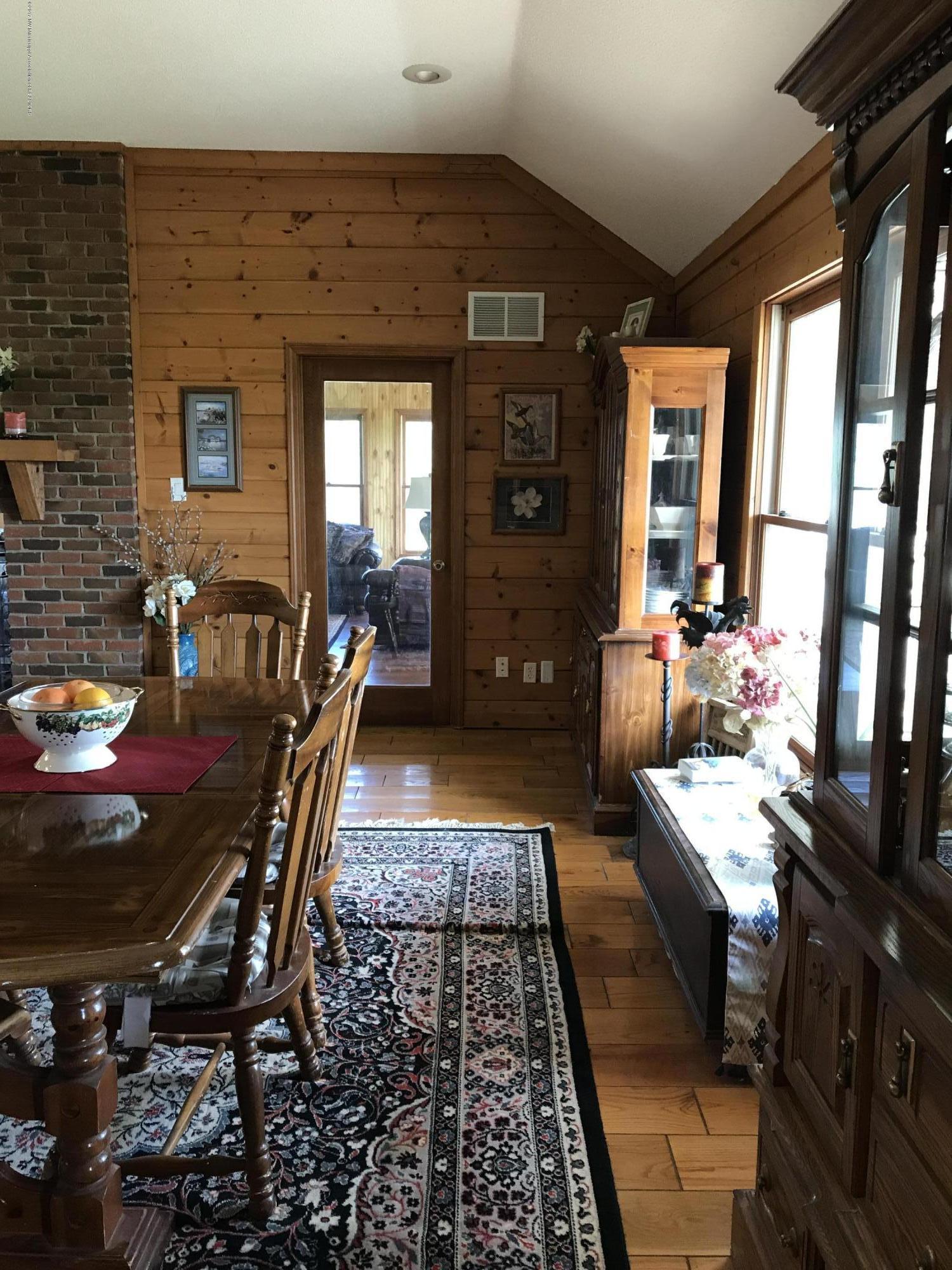 327 Wilburn Road Michigan City, MS 38647 - Photo 7 of 28 IMG_0642
