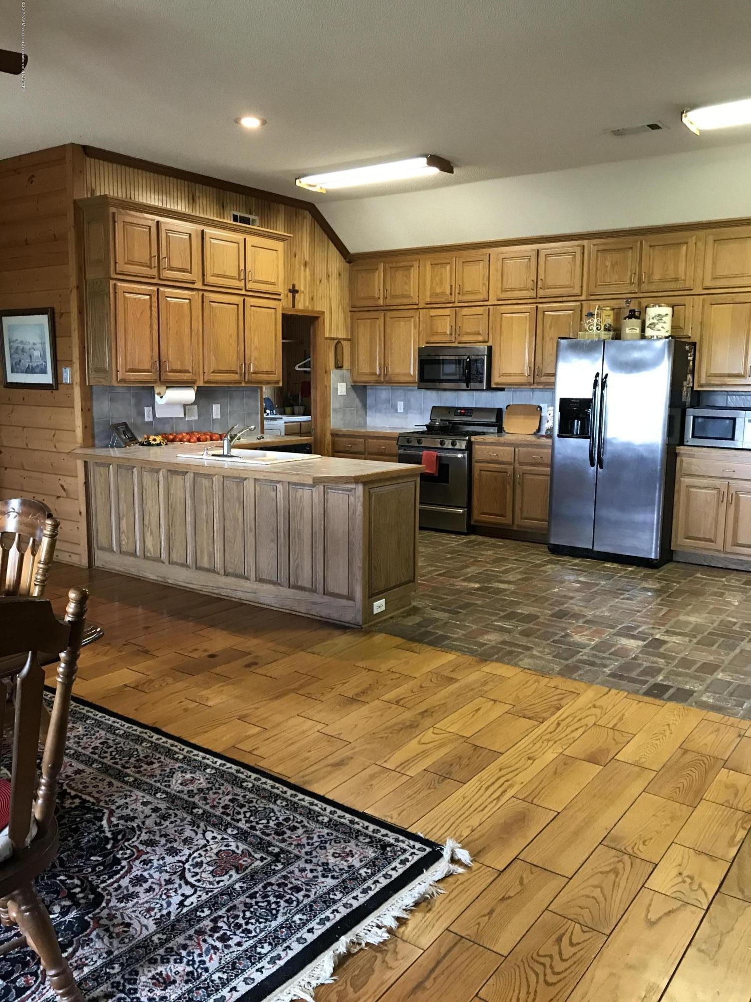 327 Wilburn Road Michigan City, MS 38647 - Photo 8 of 28 IMG_0644