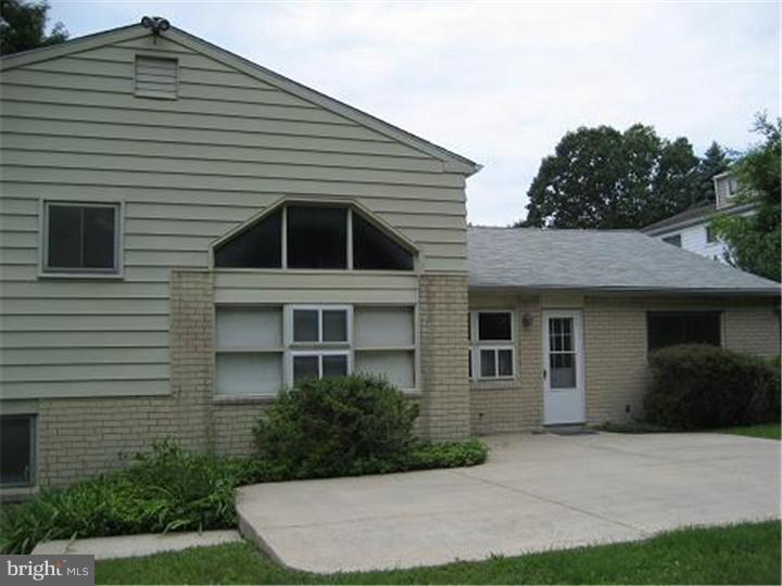 527 Sprague Road Penn Valley, PA 19072 - Photo 8 of 9 Exterior Back