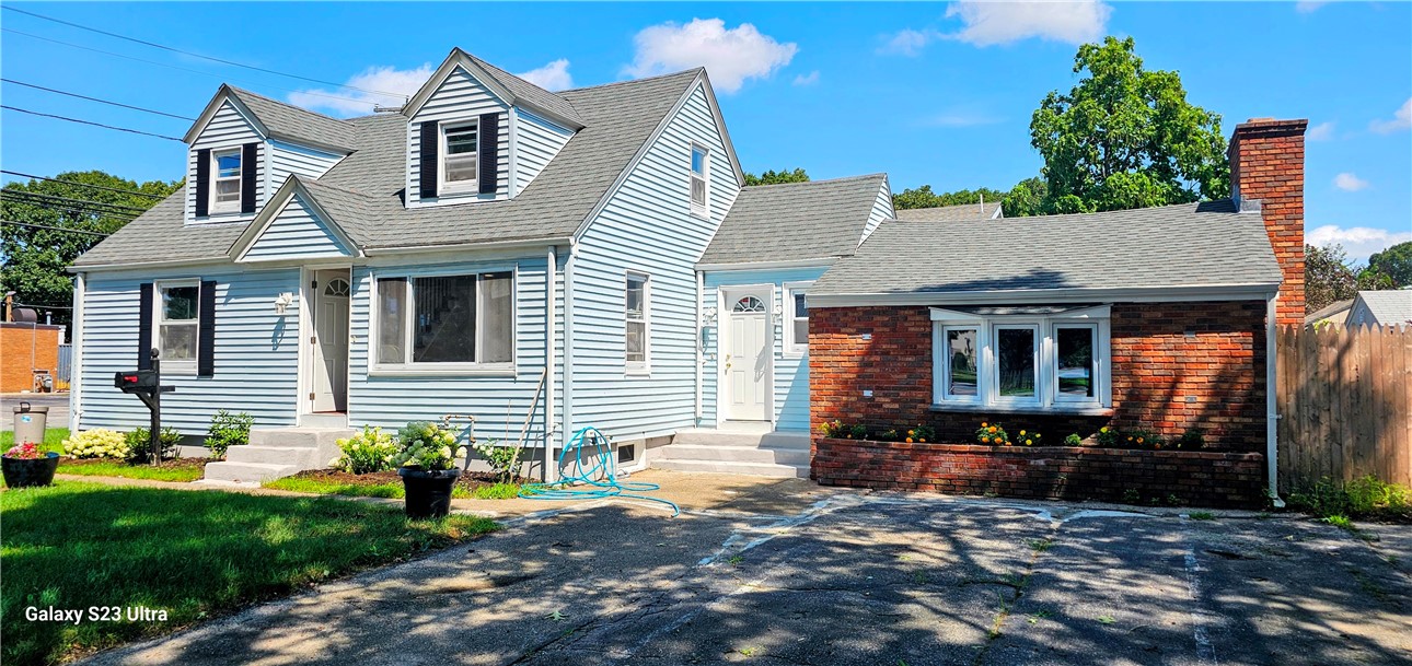 2545 West Shore Road Warwick, RI 02889 - Photo 1 of 44 Gallery Image 1