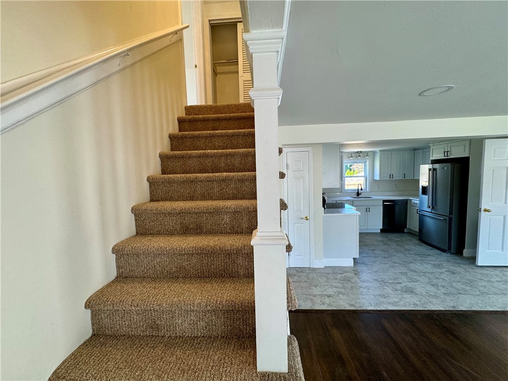 2545 West Shore Road Warwick, RI 02889 - Photo 33 of 44 Gallery Image 33
