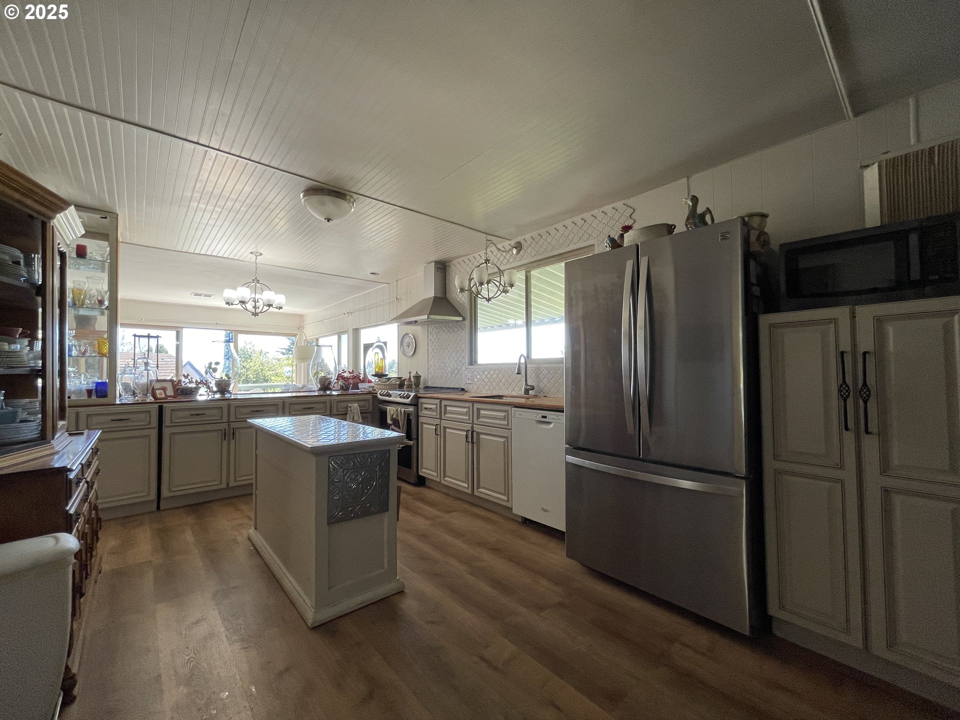 16579 Foster Road Brookings, OR 97415 - Photo 14 of 38 Gallery Image 14