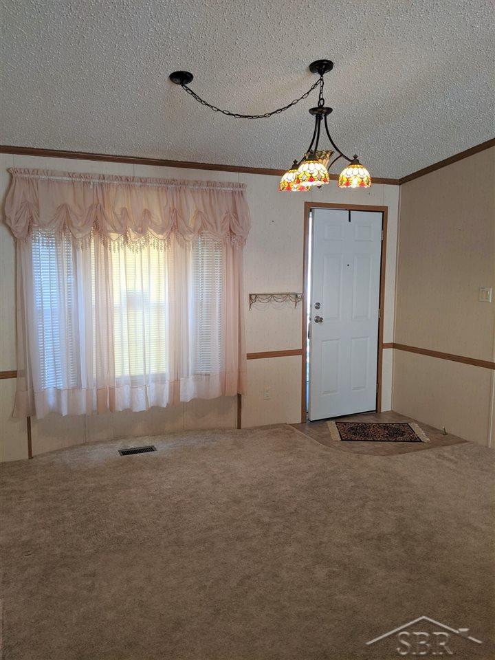 975 Schust Road Saginaw, MI 48604 - Photo 7 of 16
