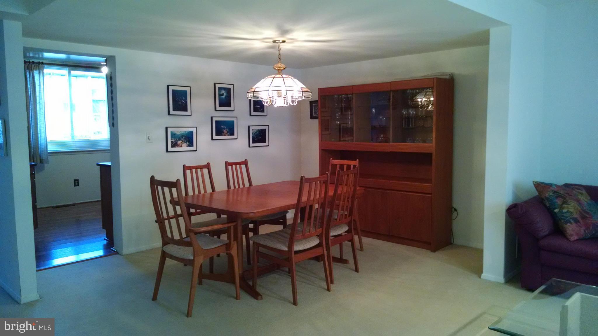 9259 Bellbeck Road Baltimore, MD 21234 - Photo 7 of 28 Dining Room