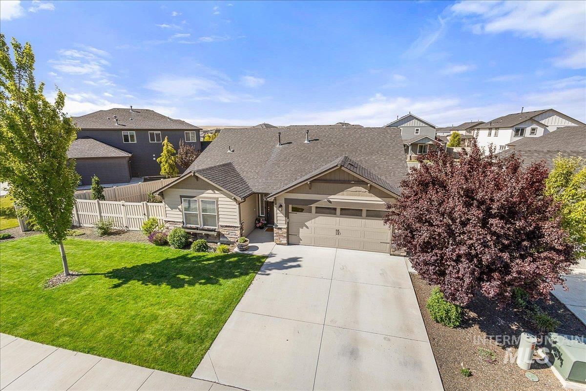 6861 South Maverick Way Boise, ID 83709 - Photo 2 of 46