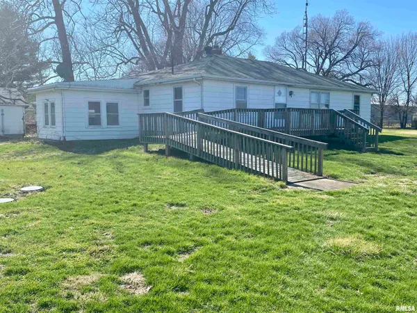 $65,900 | 124 East Prairie Street, Broadwell, IL 62634