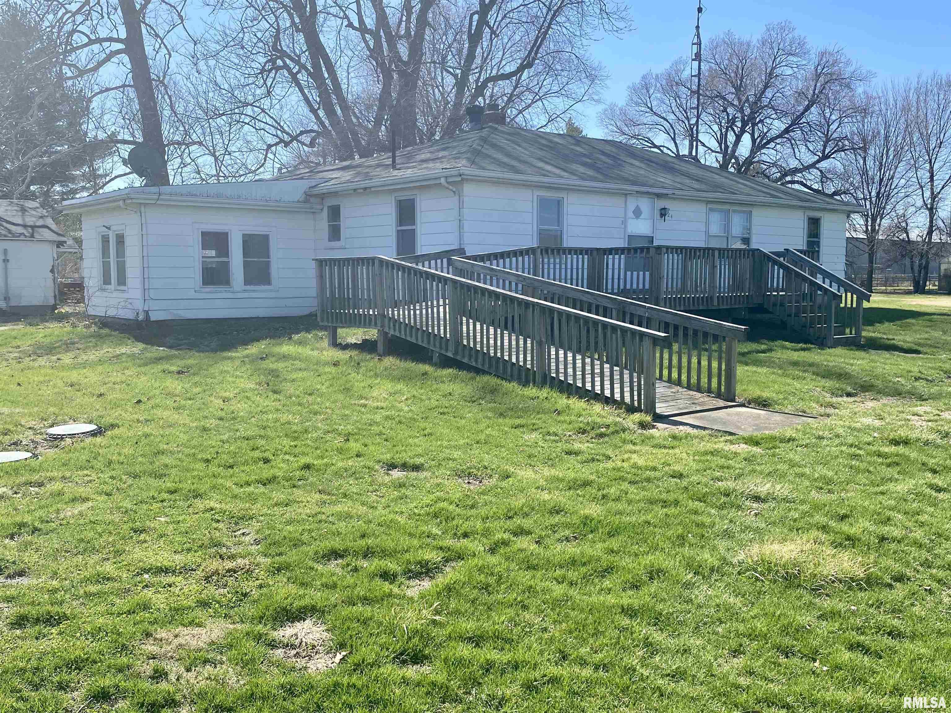 124 East Prairie Street Broadwell, IL 62634 - Photo 1 of 53