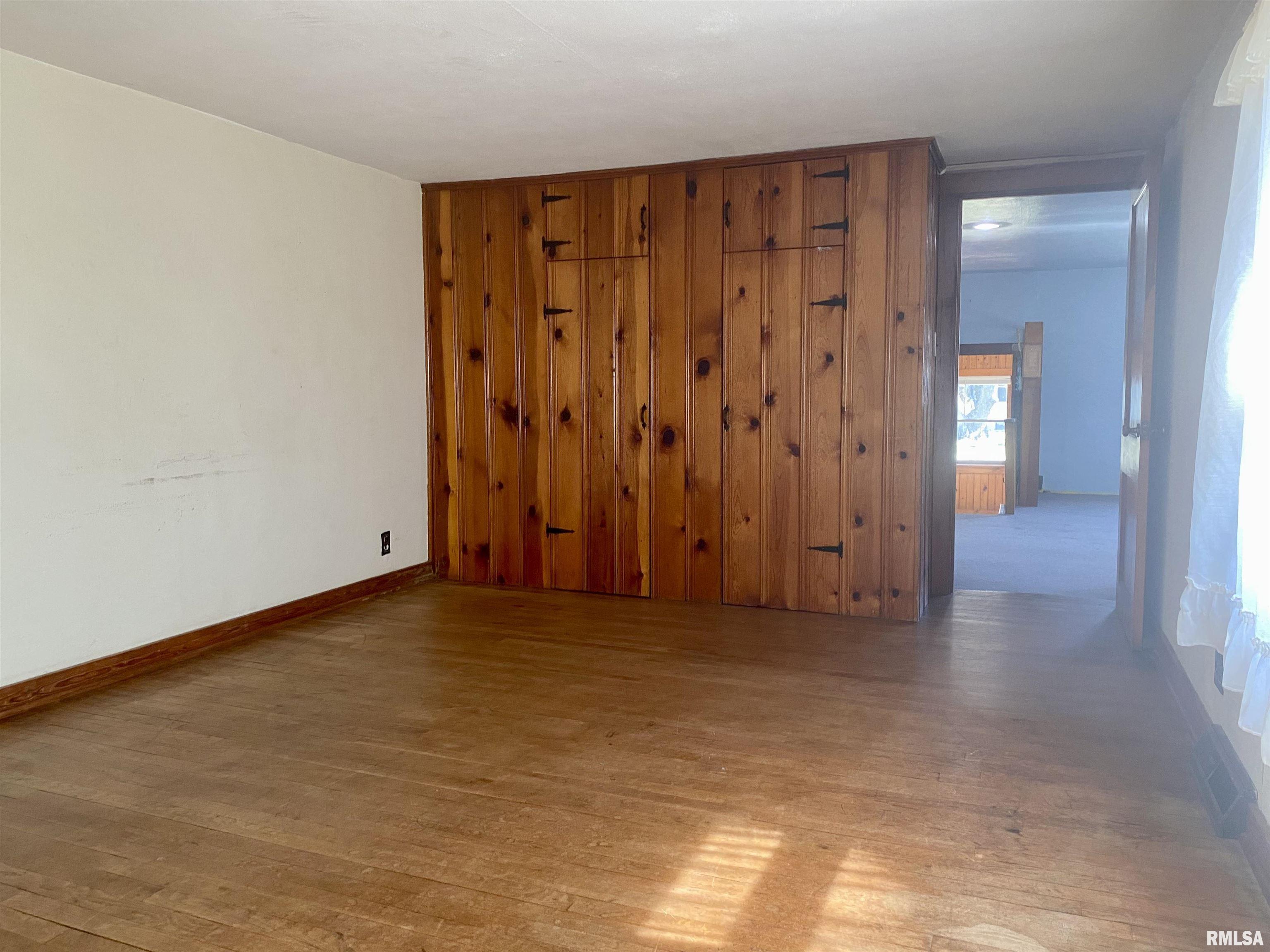 124 East Prairie Street Broadwell, IL 62634 - Photo 13 of 53