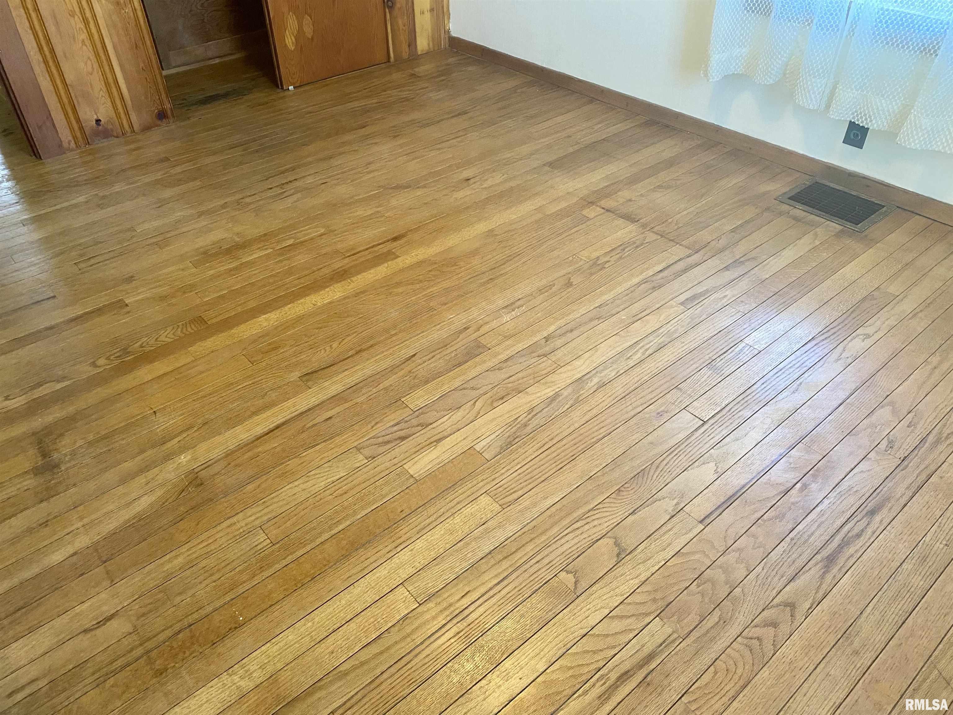 124 East Prairie Street Broadwell, IL 62634 - Photo 19 of 53