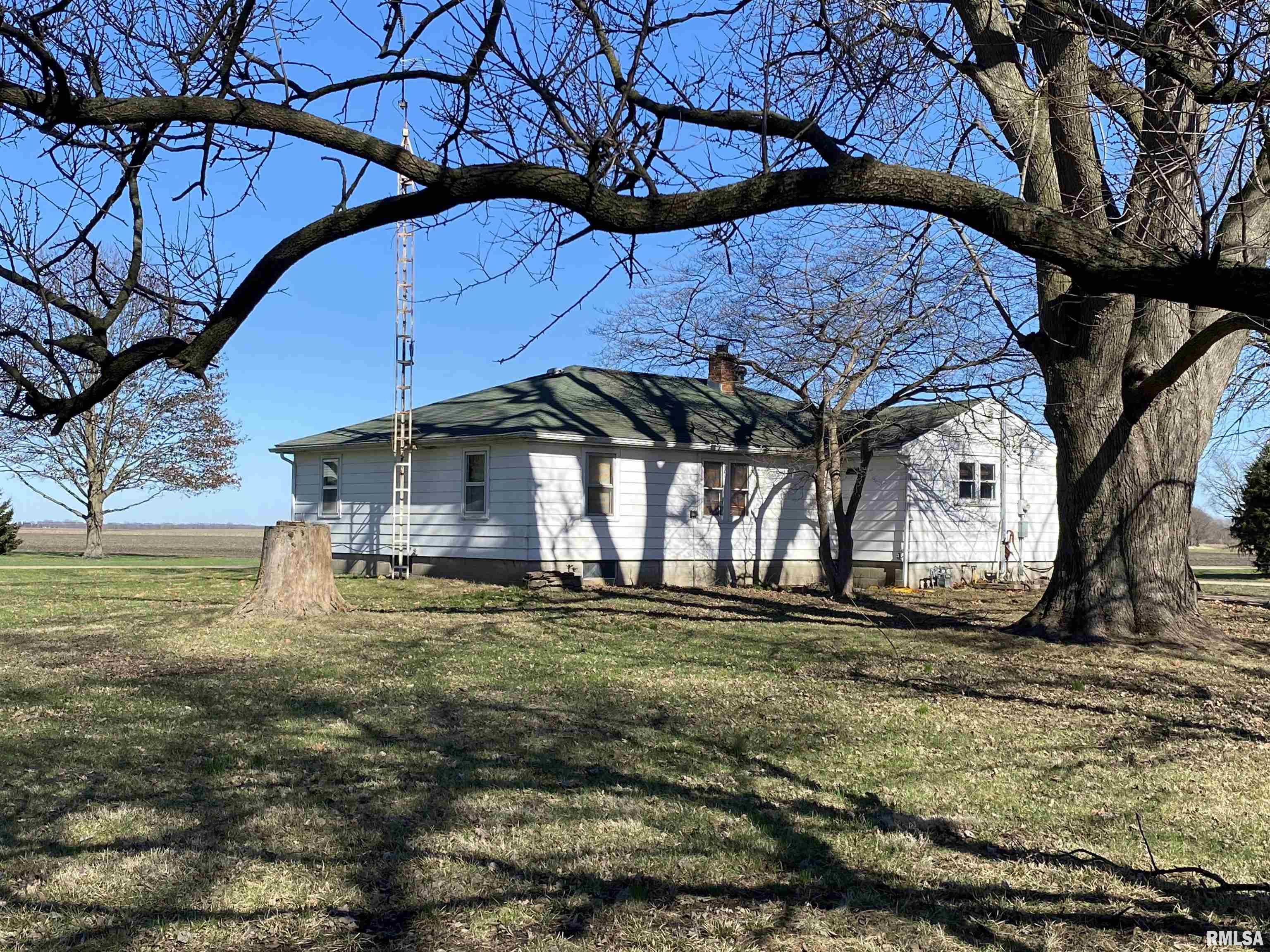 124 East Prairie Street Broadwell, IL 62634 - Photo 3 of 53
