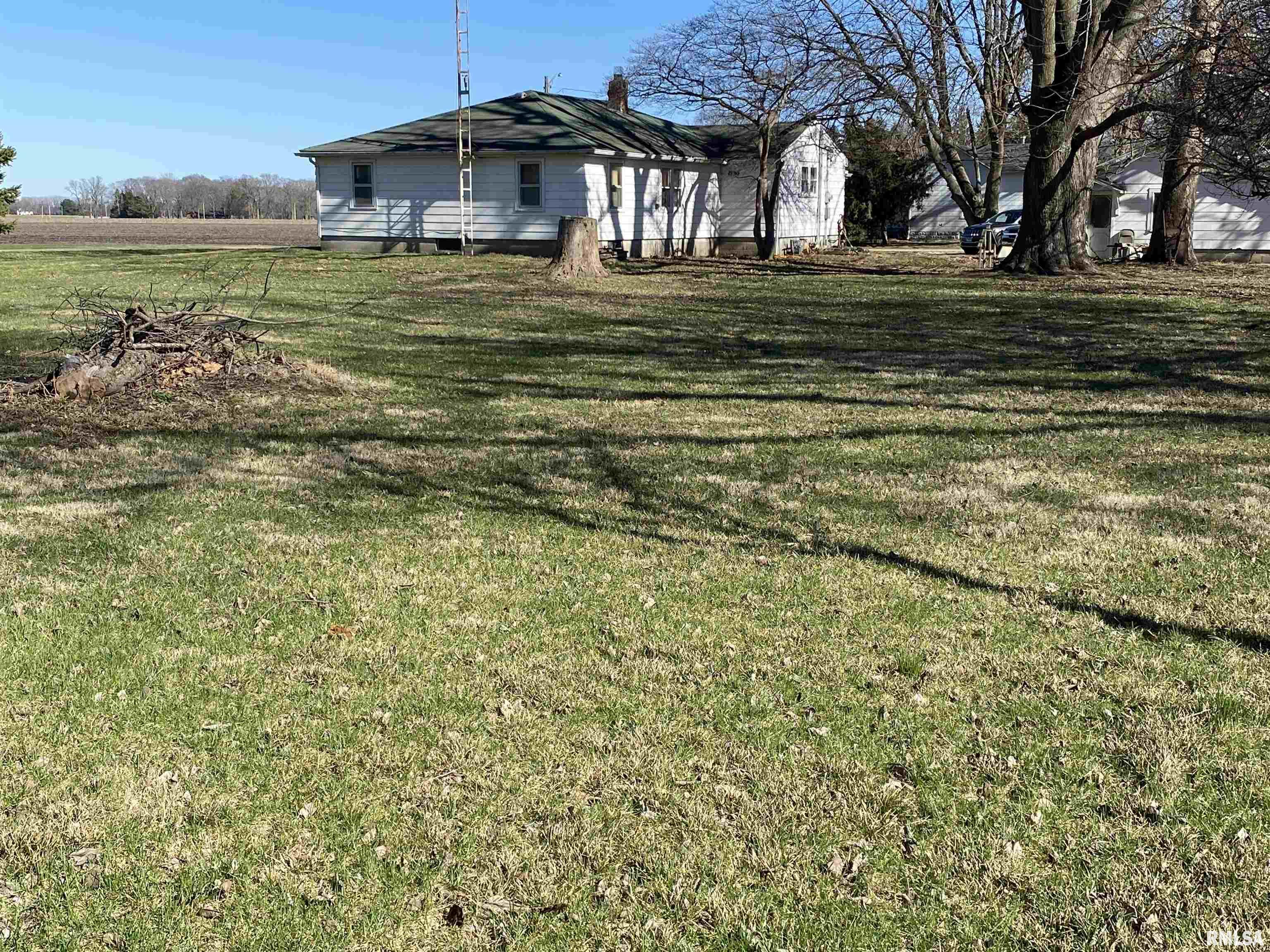 124 East Prairie Street Broadwell, IL 62634 - Photo 5 of 53
