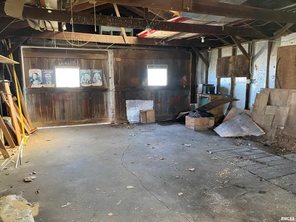 $65,900 | 124 East Prairie Street, Broadwell, IL 62634