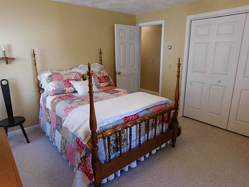 117 Edgemere Road Pawtucket, RI 02861 - Photo 14 of 20 Master Bedroom.