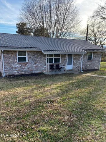 $145,900 | 147 Third Street, Jonesville, VA 24263