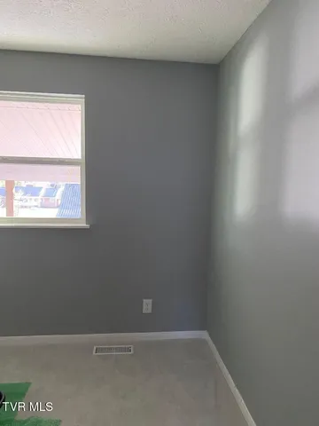 $145,900 | 147 Third Street, Jonesville, VA 24263