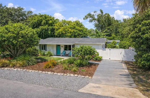 $320,000 | 115 Orange Avenue, Edgewater, FL 32132