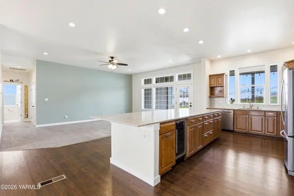 $499,000 | 1031 Orchardvale Road, Zillah, WA 98953