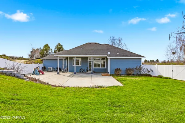 $499,000 | 1031 Orchardvale Road, Zillah, WA 98953